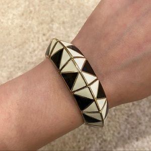 Stretchy bracelet